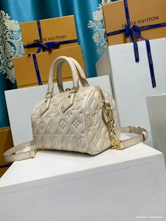 Official oldcobbler SPEEDY BANDOULIÈRE VUITTON 20 LOUIS 0527